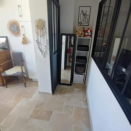 La Petite Perle Apartment *