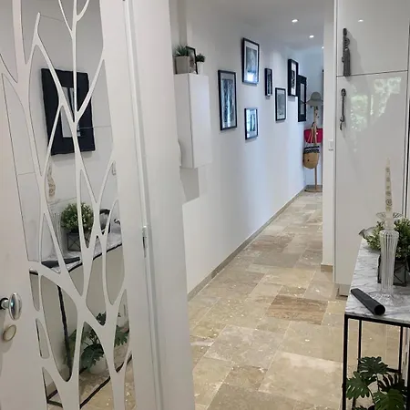 La Petite Perle Lägenhet Cogolin